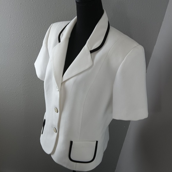 Studio I Blazer Womens 16 White Short Sleeve Contrast Piping Button Front Jacket - Picture 1 of 15